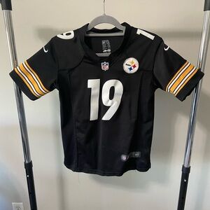 Juju Smith-Schuster Nike youth jersey. Pittsburgh Steelers. Size Large